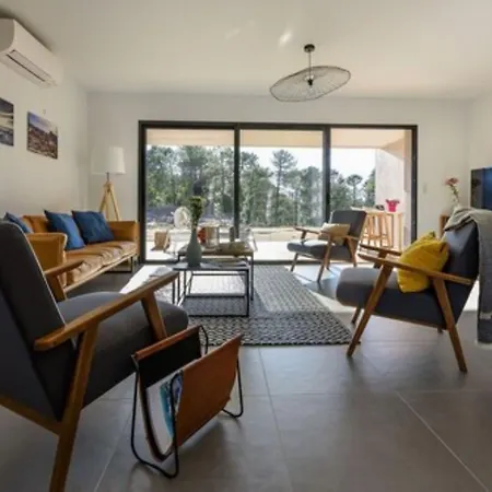 Calarossa Bay Готель 4*