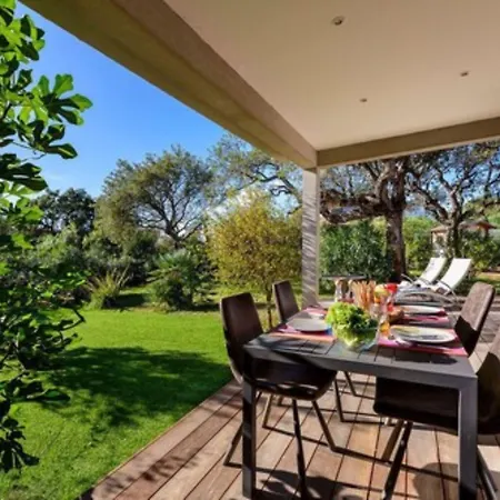 Готель Calarossa Bay Порто-Веккіо